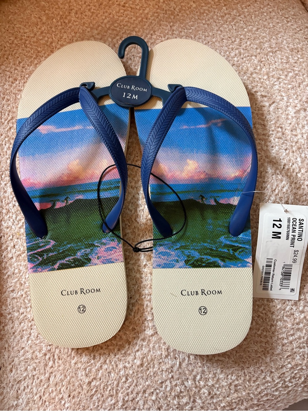 Club Room Scenic Sunset Beach Flip Flops in Blue and Cream - Picture 4 of 5
